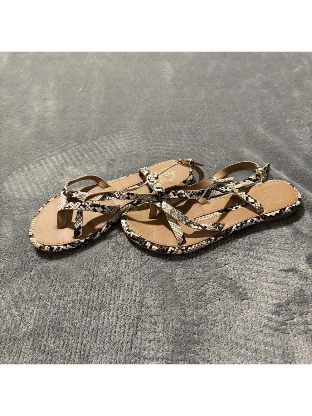 New Directions Women's Sandal